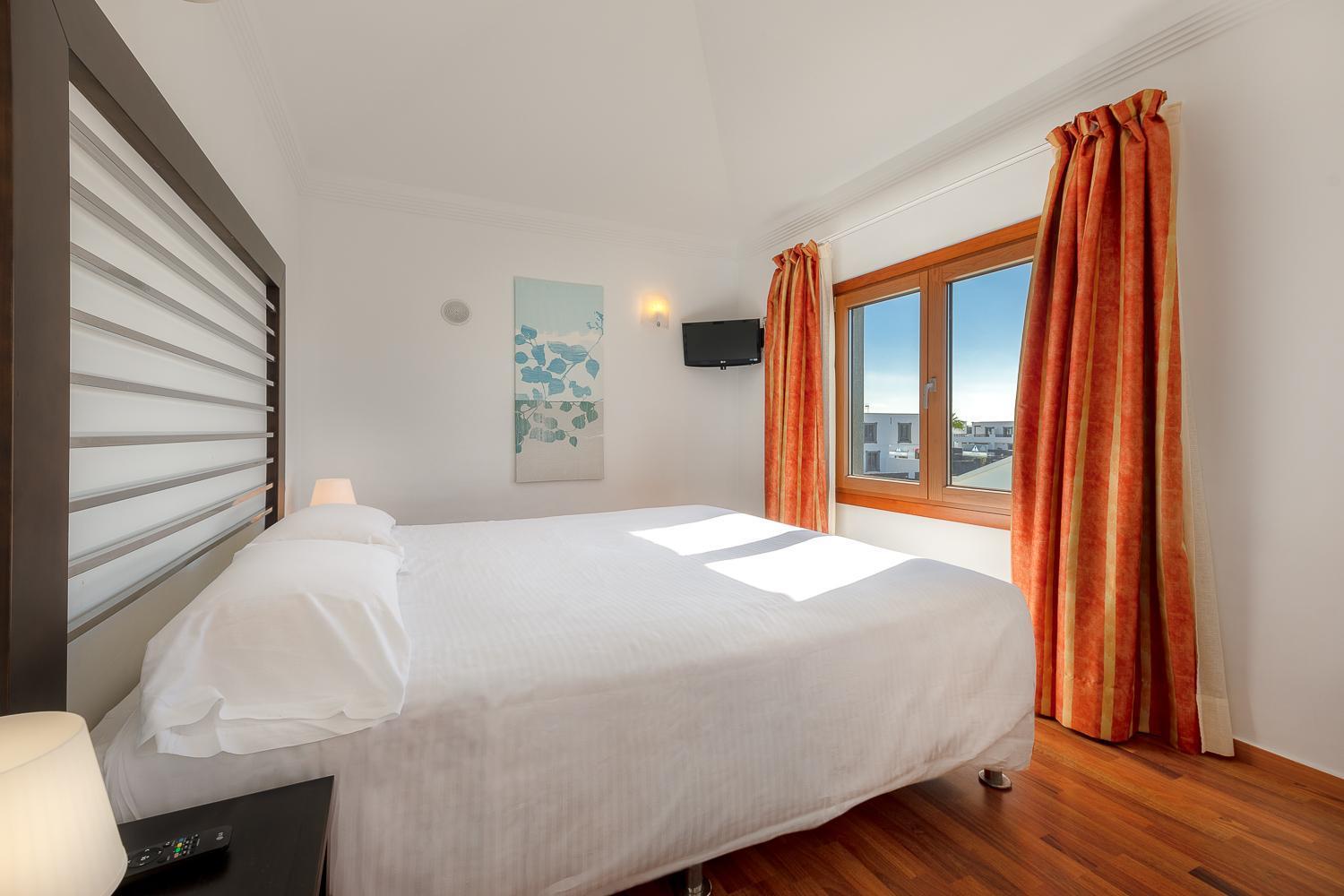 Camelot Holiday Homes By Livvo Playa Blanca  Ngoại thất bức ảnh