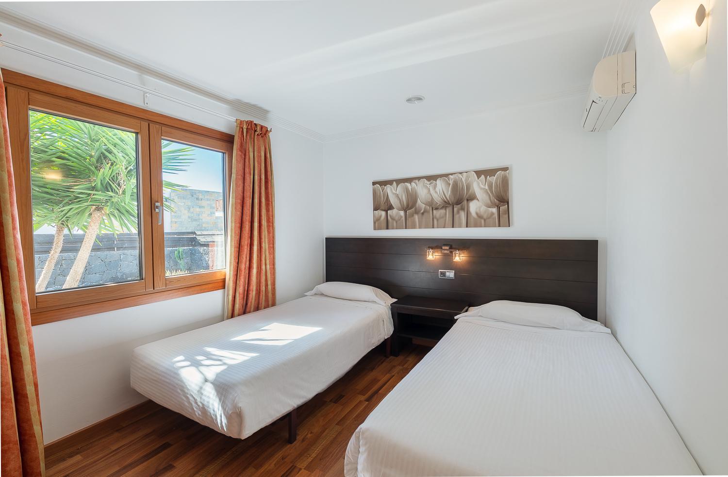 Camelot Holiday Homes By Livvo Playa Blanca  Ngoại thất bức ảnh