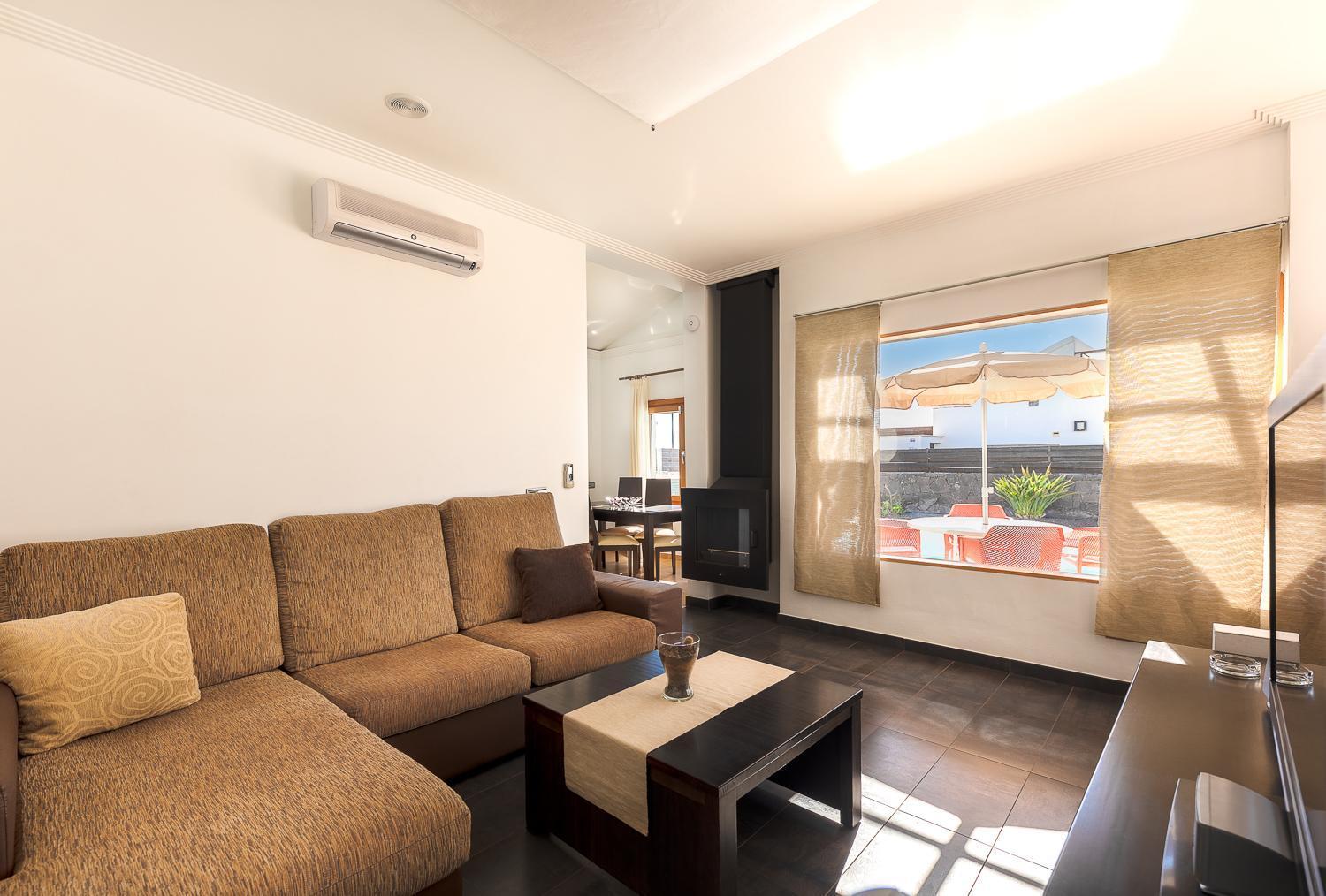 Camelot Holiday Homes By Livvo Playa Blanca  Ngoại thất bức ảnh
