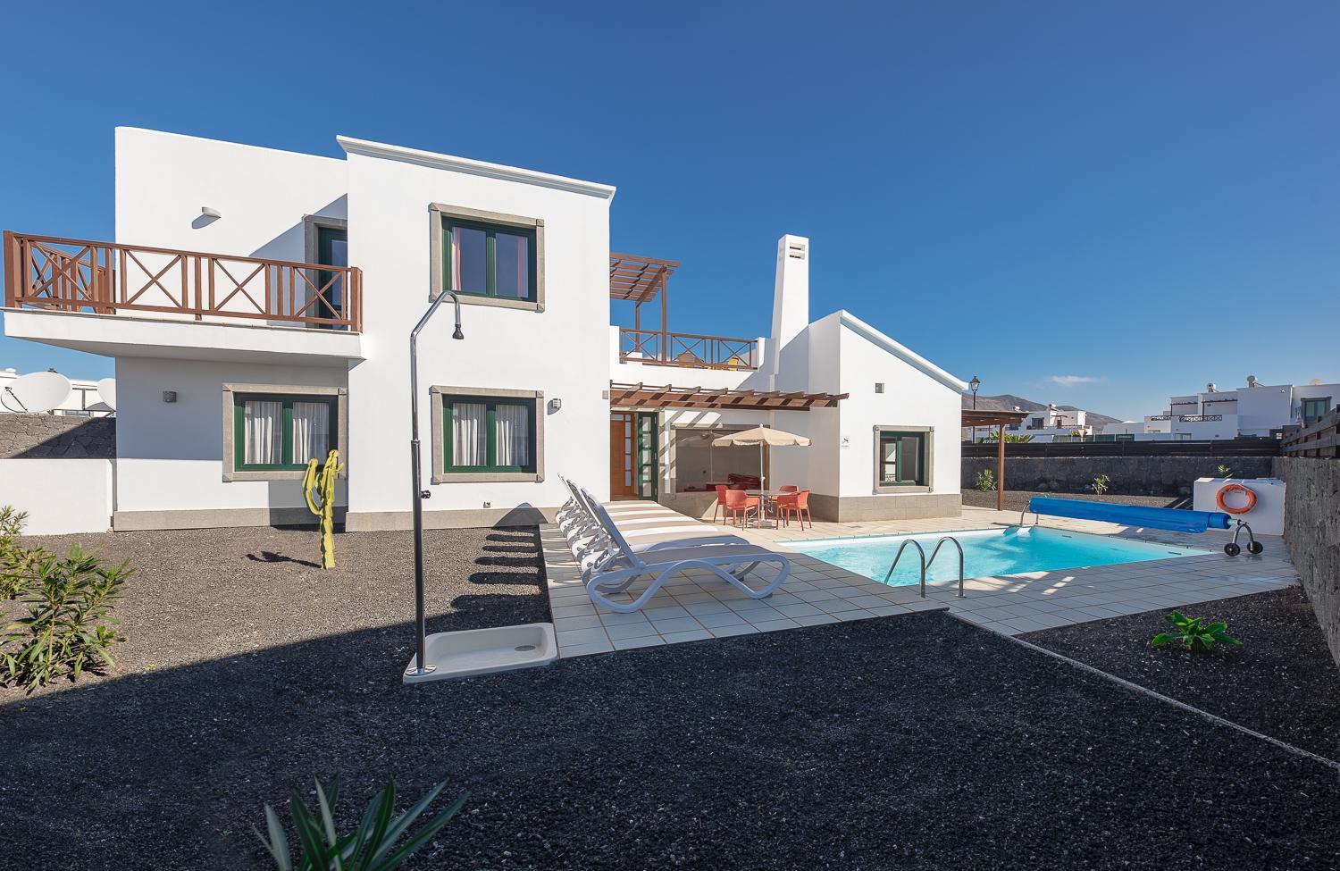 Camelot Holiday Homes By Livvo Playa Blanca  Ngoại thất bức ảnh