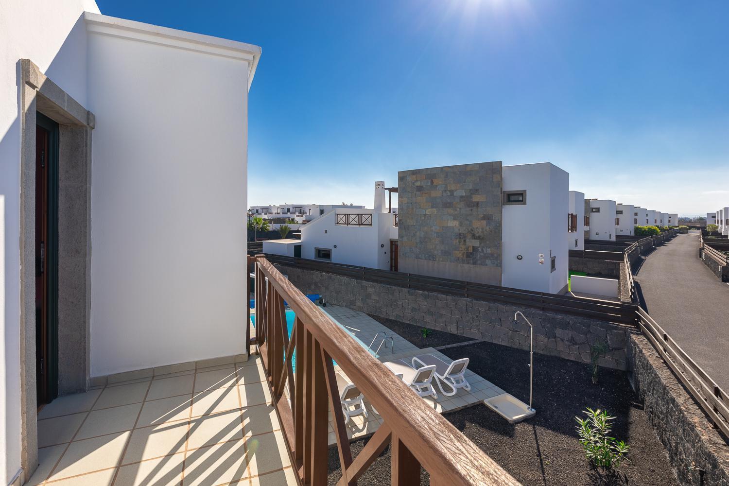 Camelot Holiday Homes By Livvo Playa Blanca  Ngoại thất bức ảnh